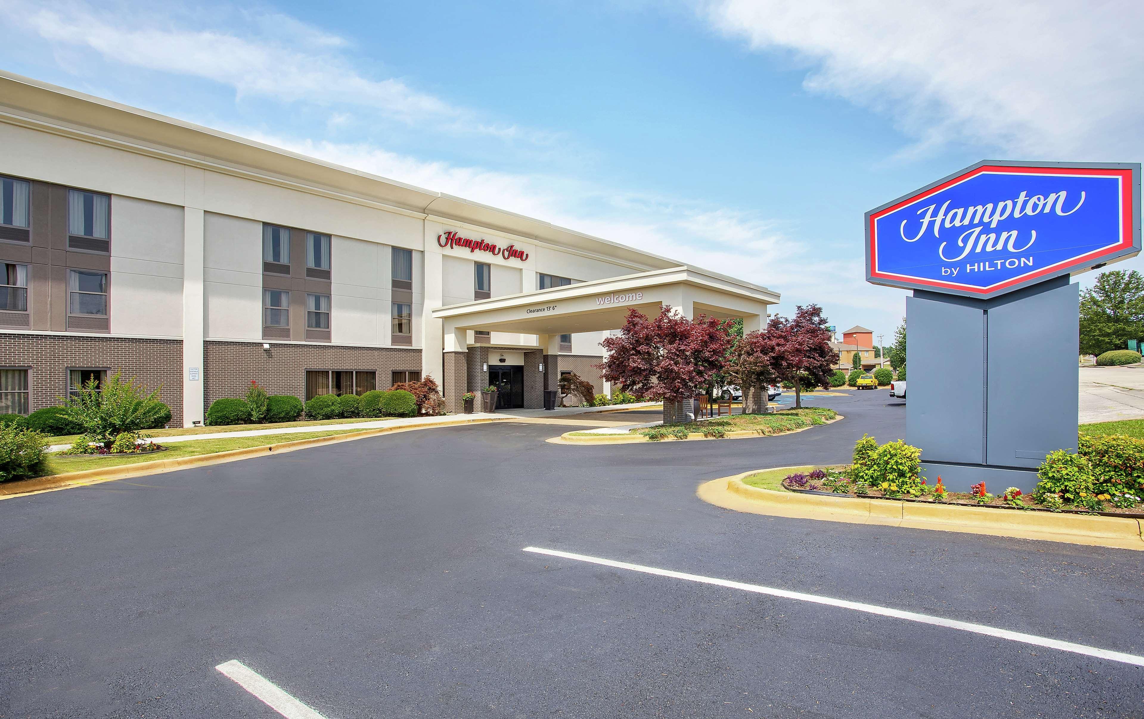 Hampton Inn Каллмен Экстерьер фото