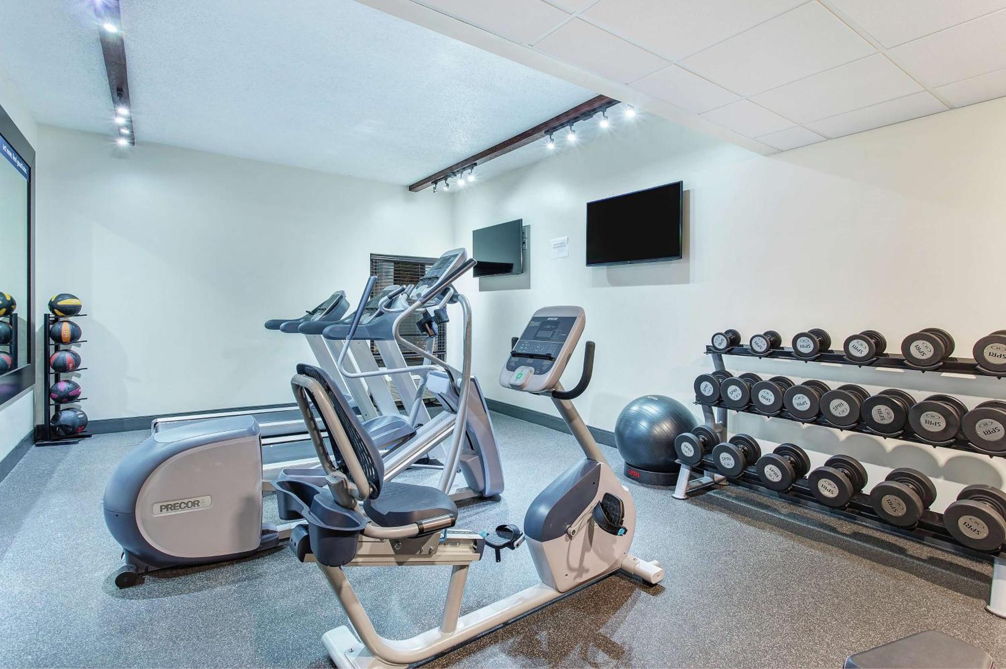 Hampton Inn Каллмен Экстерьер фото